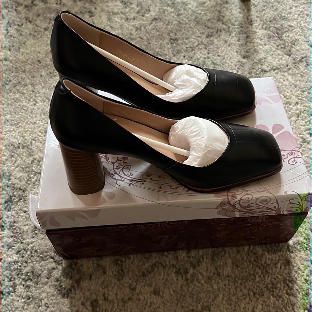 Tina Cruz heels